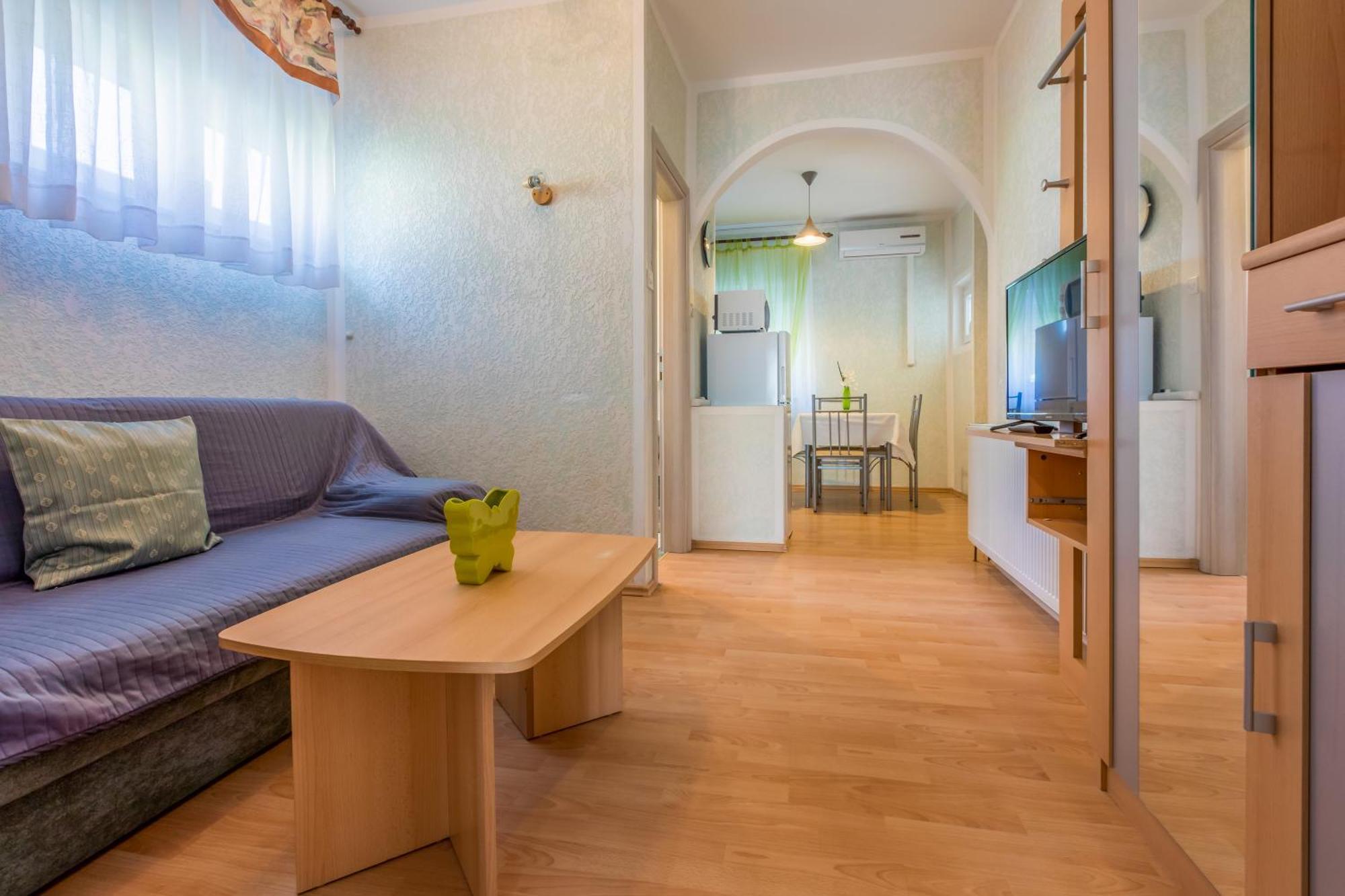 Apartmani Visnja Цриквениця Екстер'єр фото