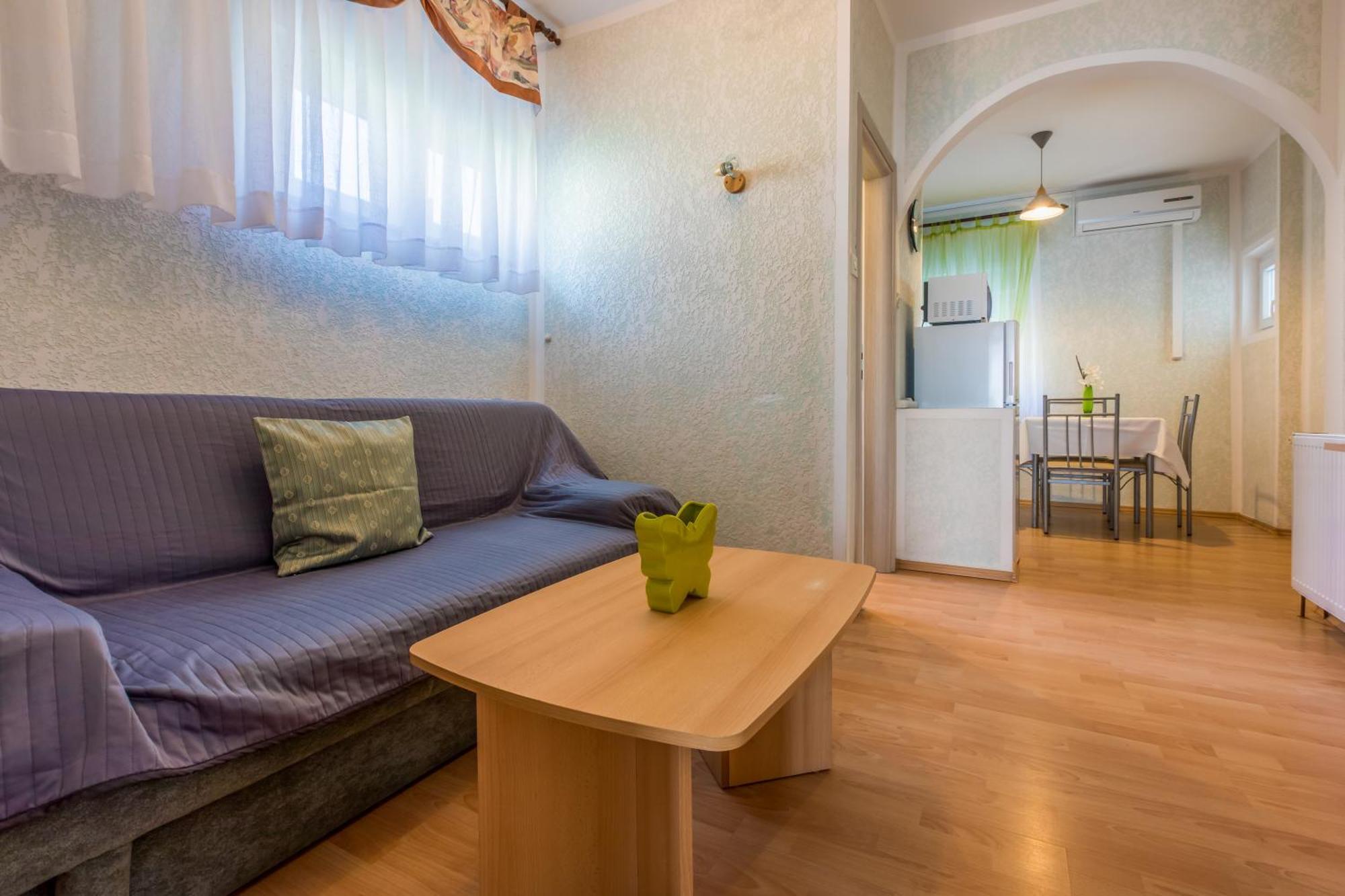 Apartmani Visnja Цриквениця Екстер'єр фото