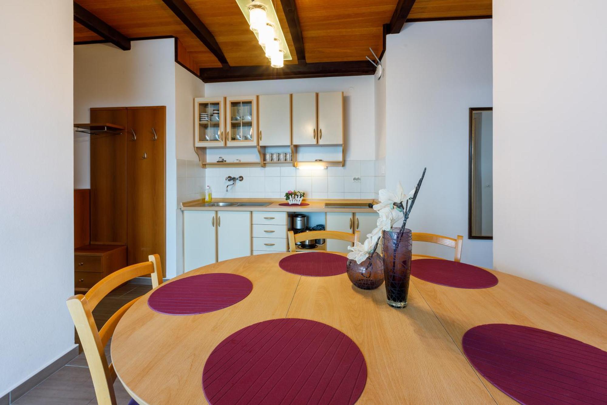 Apartmani Visnja Цриквениця Екстер'єр фото